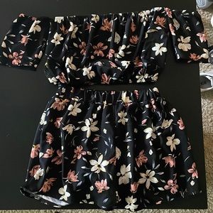 Matching floral set